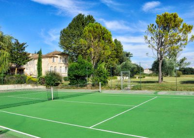 Location de vacances : Belfonds terrain de tennis demeure en Provence